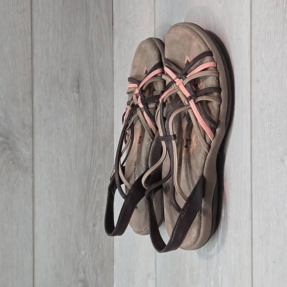 Skechers Womens Memory Foam Reggae Strappy Sandals Slide Flats shoes sz 7 - Picture 3 of 12